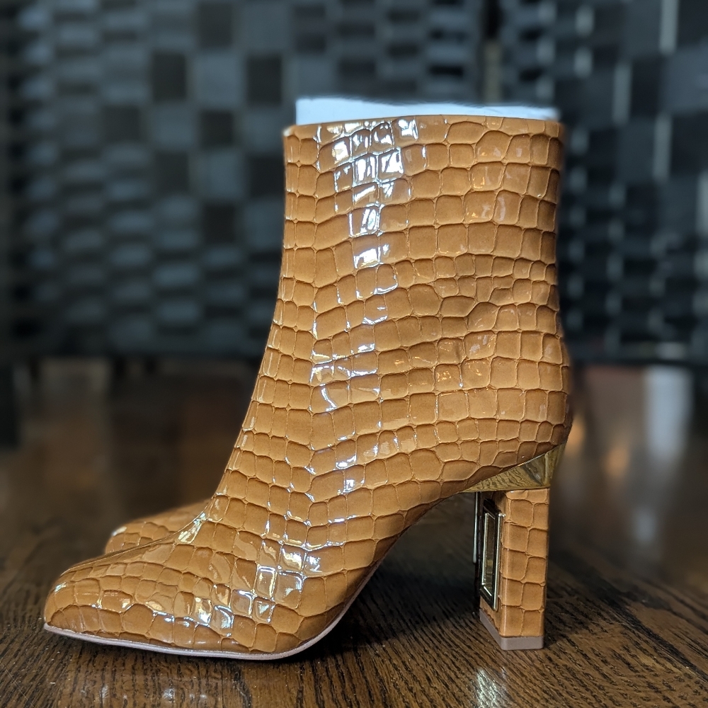 Katy Perry Collections NEW w/Box Ankle Boots Hollow Heel Sz 5 Shoes - Picture 7 of 8
